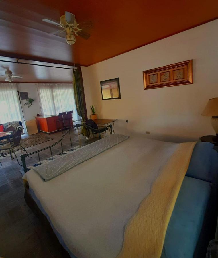 Nirvana Apartament Hostal Río Segundo Eksteriør billede
